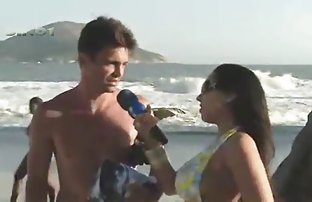 XXX સુંદરતા કરવામાં એક ઊંડા Blowjob કરવા માટે નવા પ્રેમી