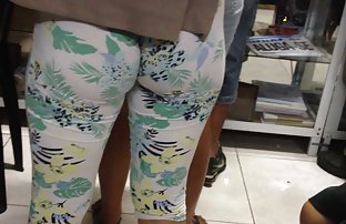 XXX કાળા મોટી વ્યક્તિ આશરે fucked સોનેરી વાળ વાળી